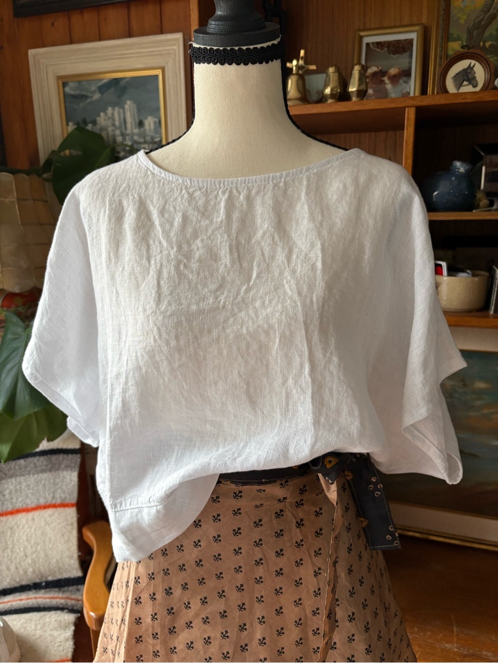 100% Linen Boxy Minimalist Top NWT L
